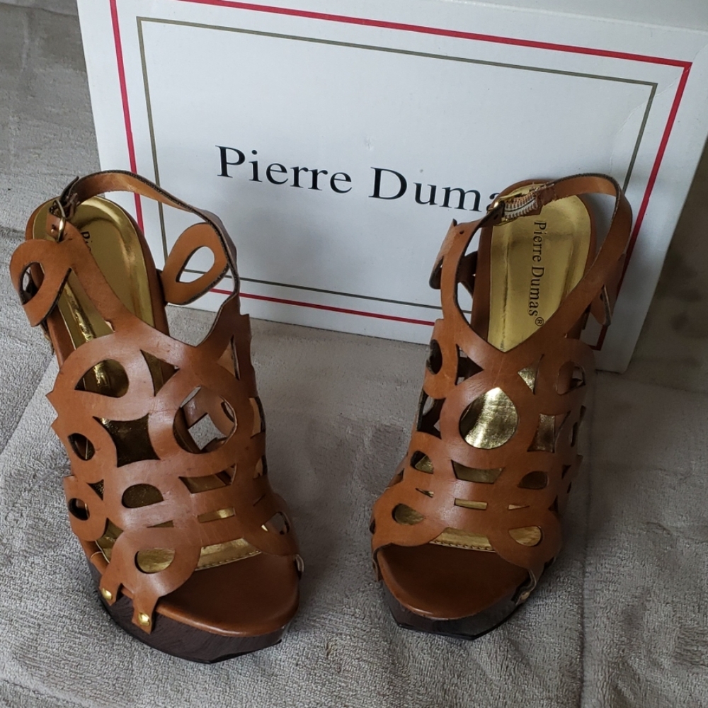 Sandals - Picture 2 of 5